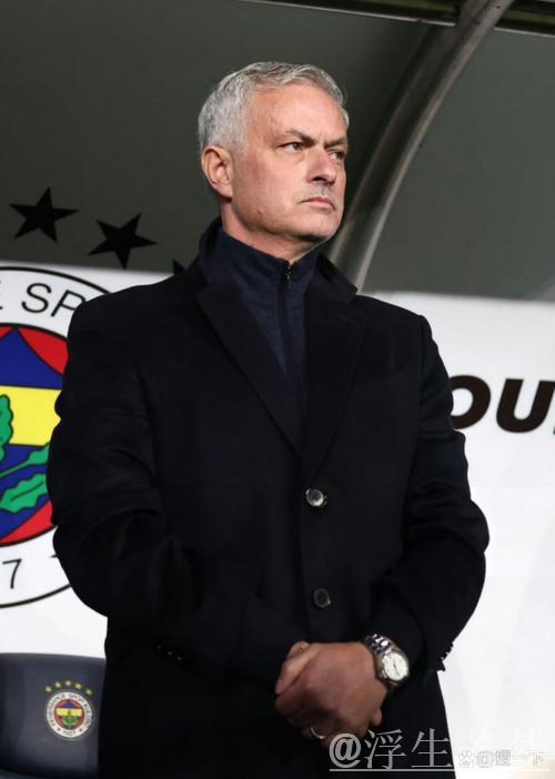 穆帅68天不败达成7连胜!再批裁判:本可领先9分 穆帅68天不败达成7连胜!再批裁判:本可领先9分